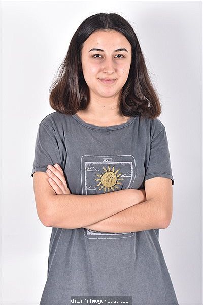 Kadın Oyuncular Adayımız Sena