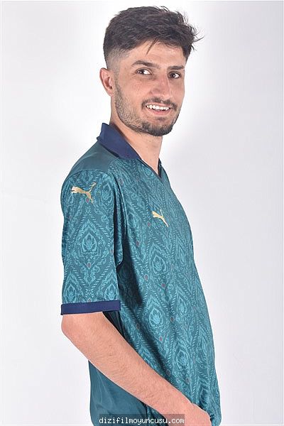 Erkek Oyuncular Adayımız Devrim