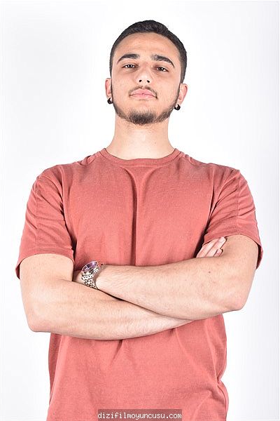 Erkek Oyuncular Adayımız Ahmet