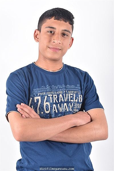 Erkek Oyuncular Adayımız Esat