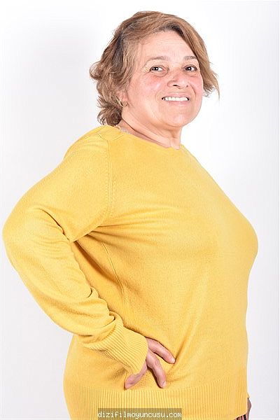 Kadın Oyuncular Adayımız Gurbet
