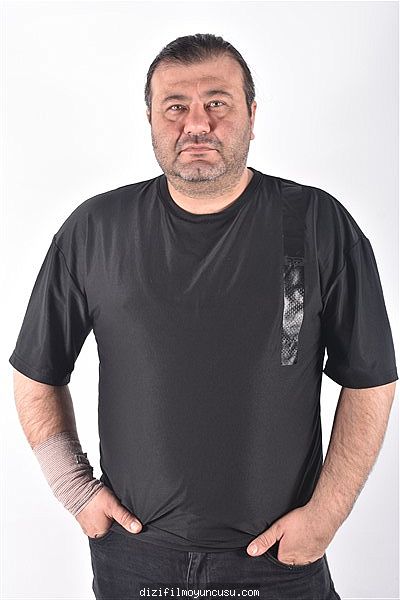 Erkek Oyuncular Adayımız Suat