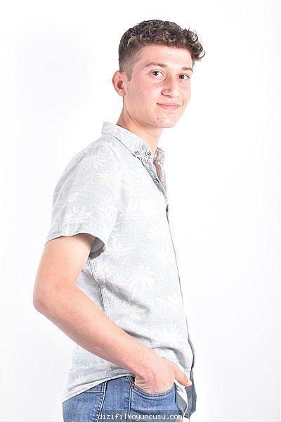 Erkek Oyuncular Adayımız Ahmet