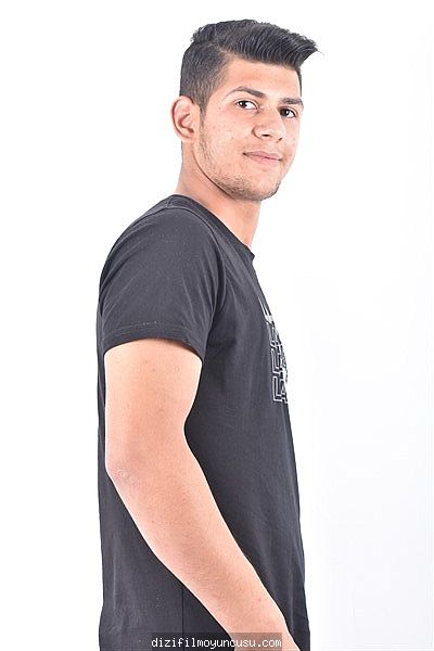 Erkek Oyuncular Adayımız Mustafa