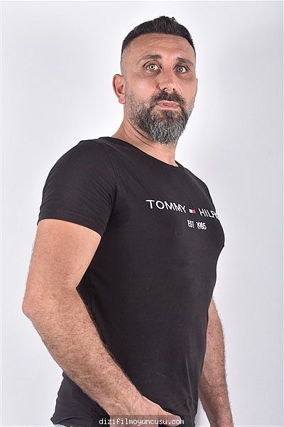 Erkek Oyuncular Adayımız Bülent