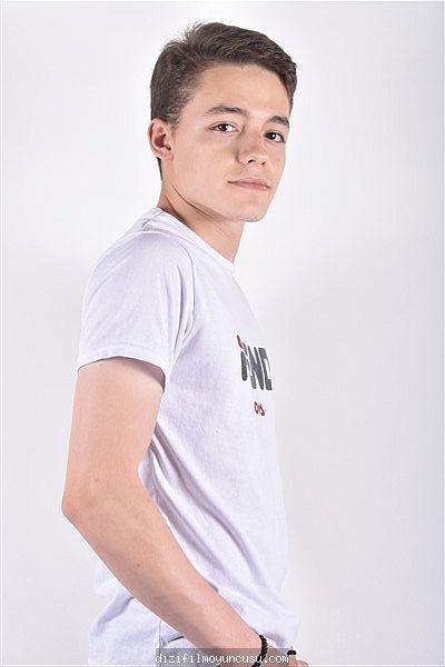 Erkek Oyuncular Adayımız Mert
