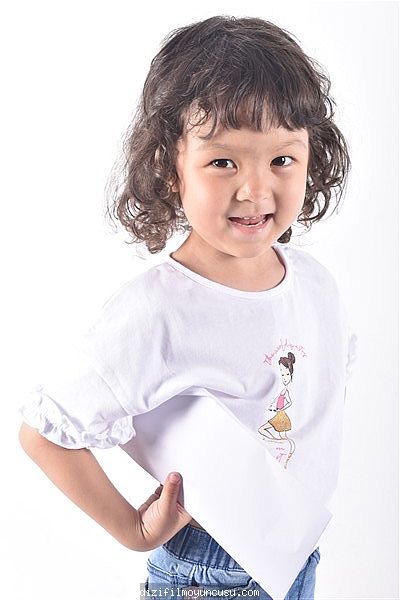 Çocuk Oyuncular Adayımız Almira