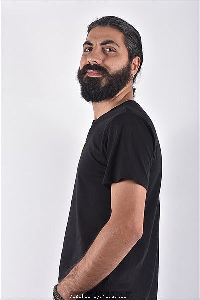 Erkek Oyuncular Adayımız Hüseyin