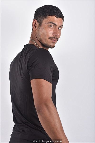 Erkek Oyuncular Adayımız Nurullah