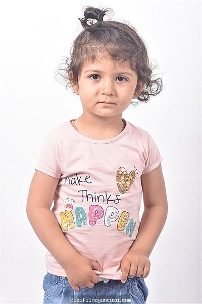 Çocuk Oyuncular Adayımız Öykü