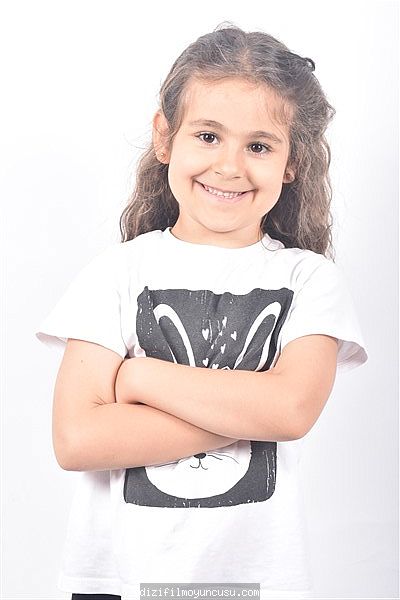 Çocuk Oyuncular Adayımız Ada