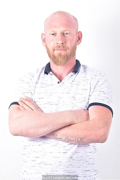 Erkek Oyuncular Adayımız Barış