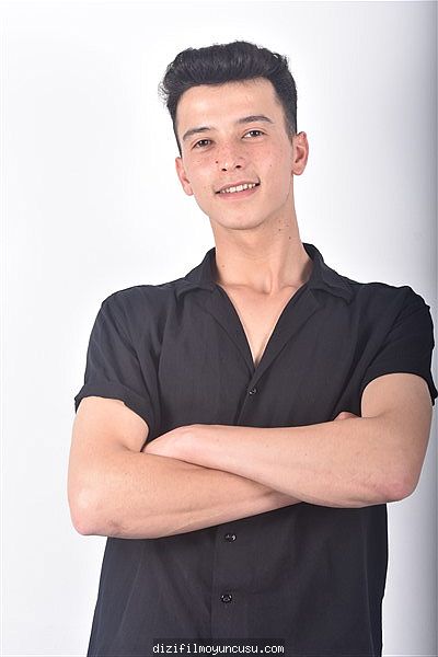 Erkek Oyuncular Adayımız Mithat