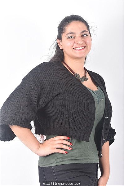 Kadın Oyuncular Adayımız Feyla