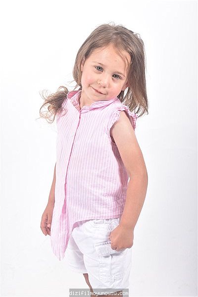 Çocuk Oyuncular Adayımız Zeynep
