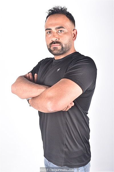 Erkek Oyuncular Adayımız İlyas