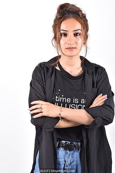 Kadın Oyuncular Adayımız Rola
