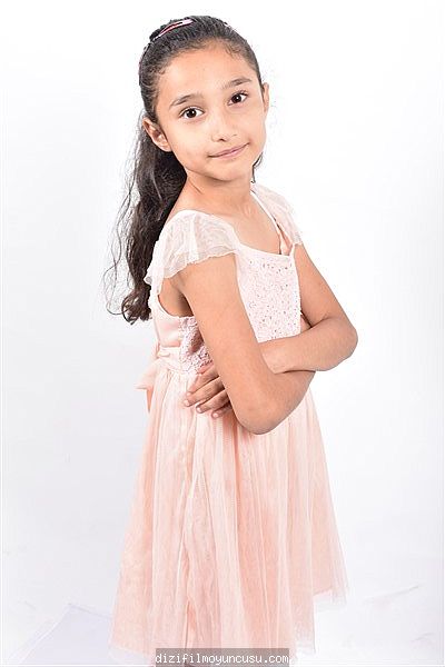 Çocuk Oyuncular Adayımız Zeynep