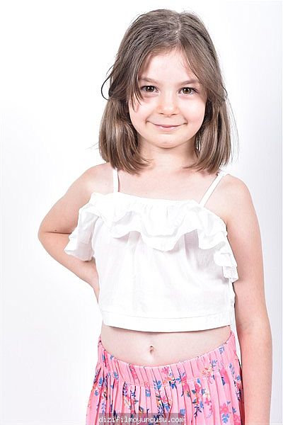 Çocuk Oyuncular Adayımız Zeynep