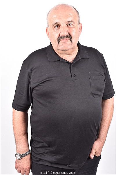 Erkek Oyuncular Adayımız İhsan