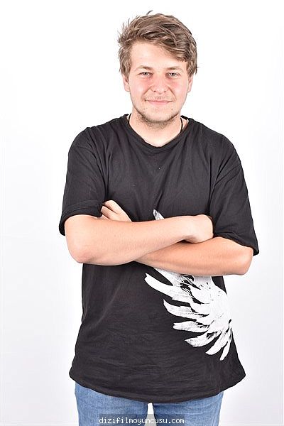 Erkek Oyuncular Adayımız Melih