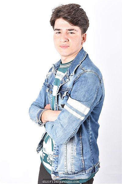 Erkek Oyuncular Adayımız Ömer