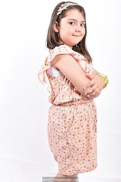 Çocuk Oyuncular Adayımız Nisa