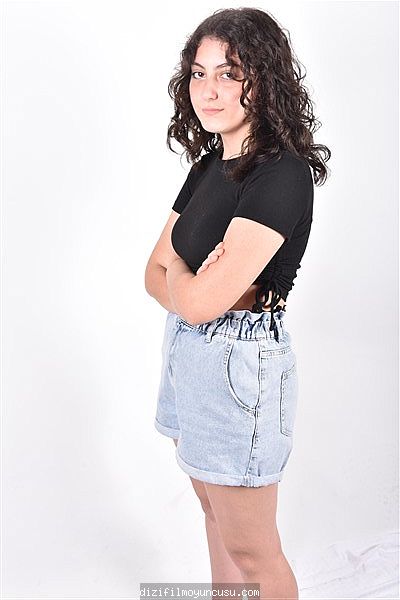 Kadın Oyuncular Adayımız Elvira