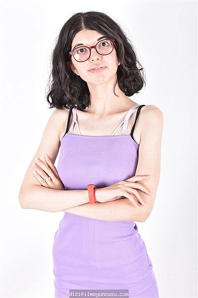 Kadın Oyuncular Adayımız Nergiz