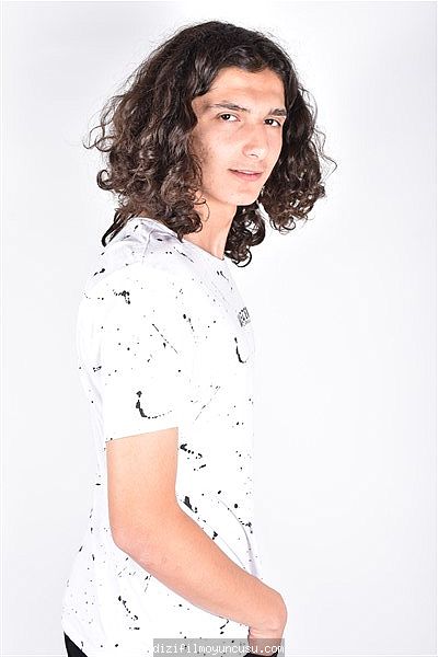 Erkek Oyuncular Adayımız Zeynel