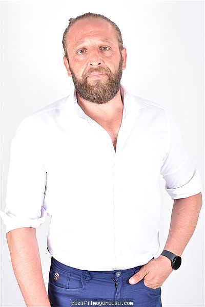 Erkek Oyuncular Adayımız Tolga