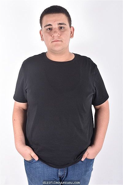 Erkek Oyuncular Adayımız Hüseyin
