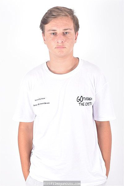 Erkek Oyuncular Adayımız Berkay