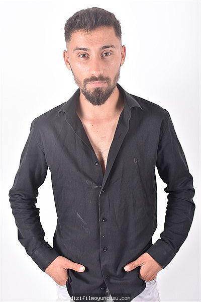 Erkek Oyuncular Adayımız Emre
