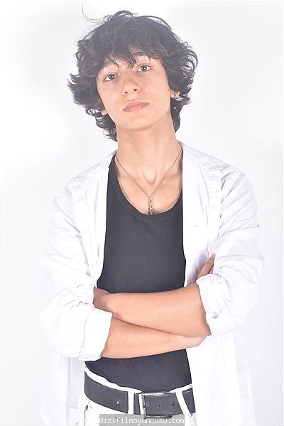 Erkek Oyuncular Adayımız Umut