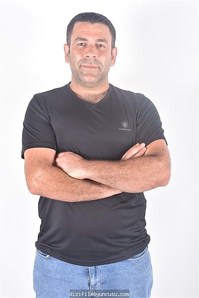 Erkek Oyuncular Adayımız Mustafa
