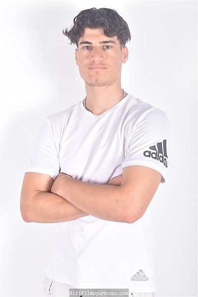 Erkek Oyuncular Adayımız Mehmet