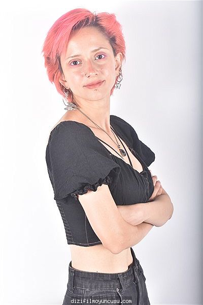 Kadın Oyuncular Adayımız Melinda