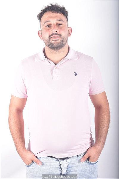 Erkek Oyuncular Adayımız Mustafa