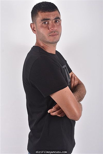 Erkek Oyuncular Adayımız Memduh