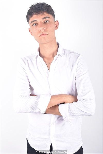 Erkek Oyuncular Adayımız Mahmut