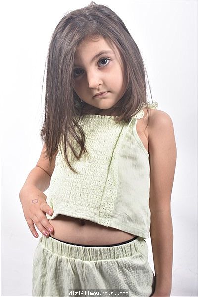 Çocuk Oyuncular Adayımız Talia