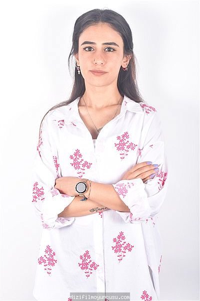 Kadın Oyuncular Adayımız Mine