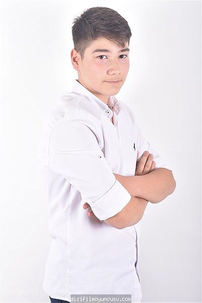 Erkek Oyuncular Adayımız Emre