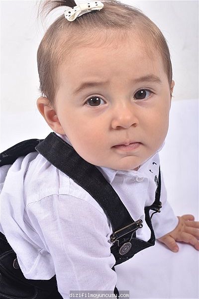 Çocuk Oyuncular Adayımız Laren
