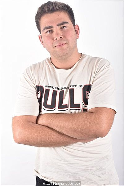 Erkek Oyuncular Adayımız Mehmet
