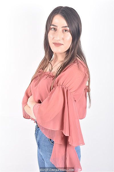 Erkek Oyuncular Adayımız Büşra
