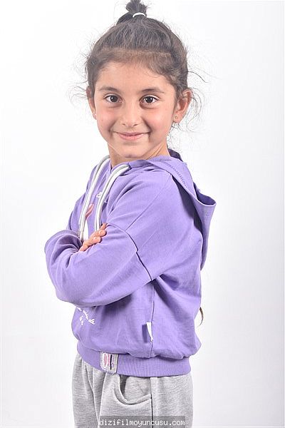 Çocuk Oyuncular Adayımız Feride