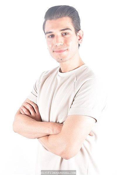 Erkek Oyuncular Adayımız Mustafa