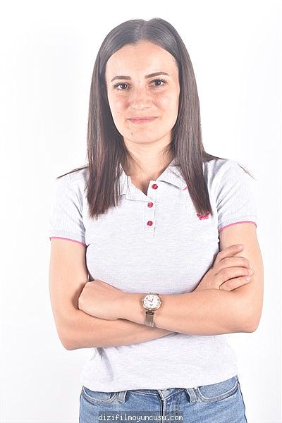 Kadın Oyuncular Adayımız Yeliz
